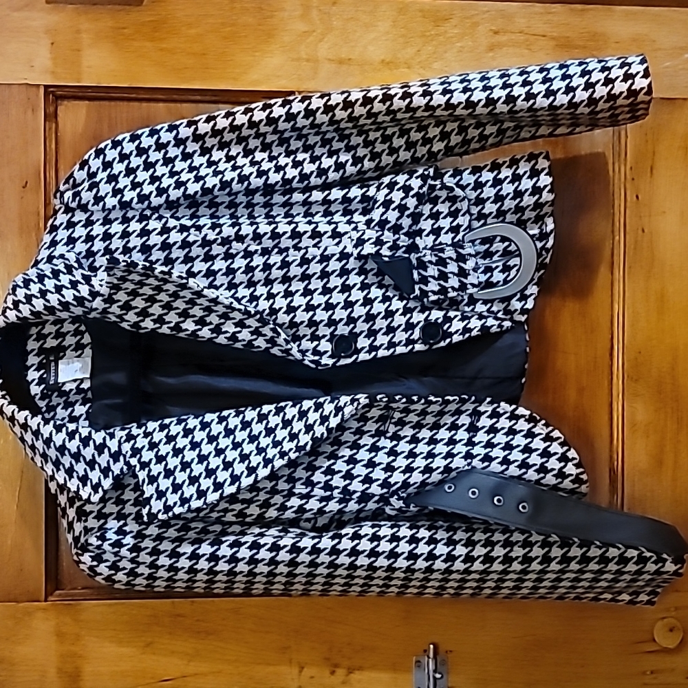 Better B size M black/white